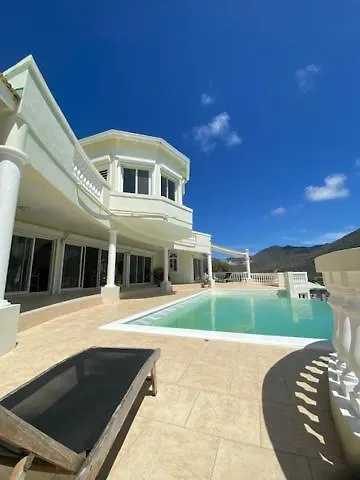 Gasthof Grand Case Palace Sint Maarten